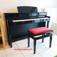 Piano numérique meublé Yamaha Clavinova CLP775 PE Noir Brillant - Neuf -  Pianorama