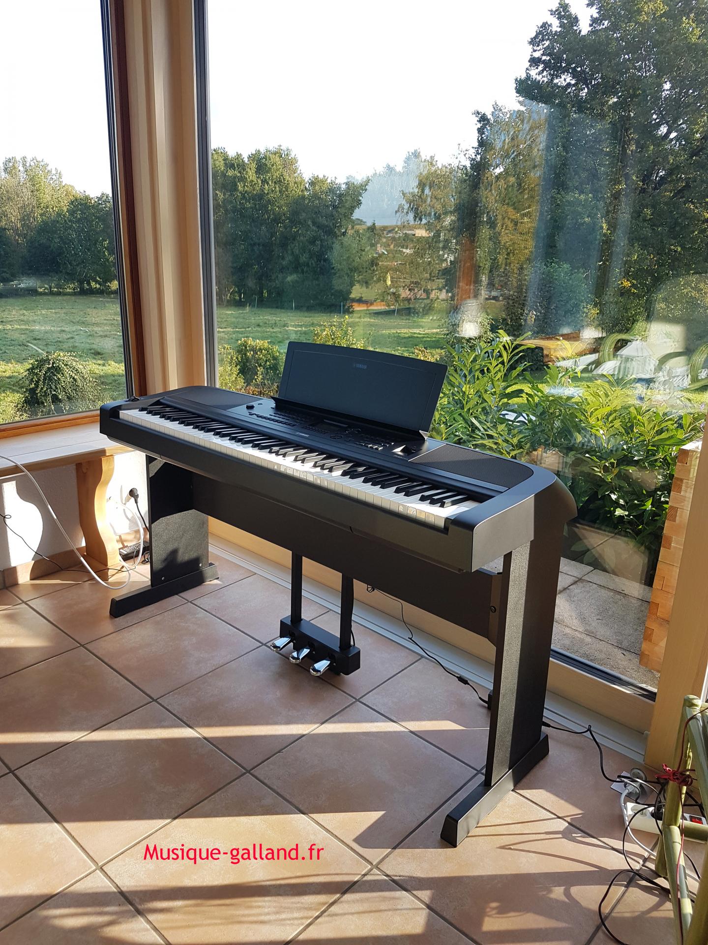 Support en bois pour piano numérique Yamaha - L-100P - Autres